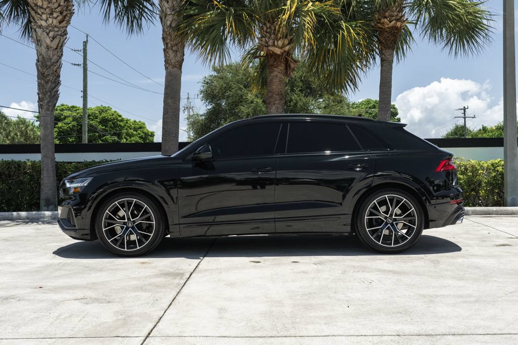Used 2023 Audi SQ8 Prestige AWD/4WD image 3
