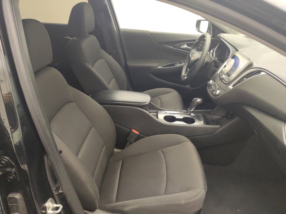 Used 2019 Chevrolet Malibu LS image 21
