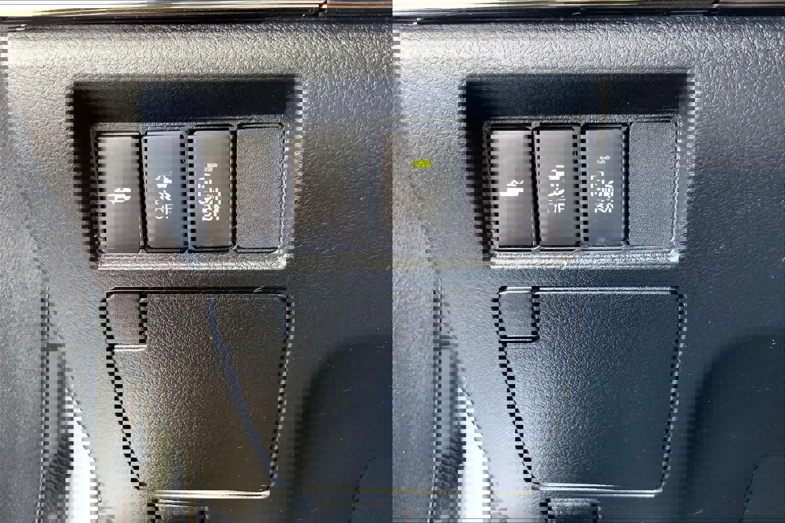 Used 2013 Toyota Avalon XLE Touring image 33