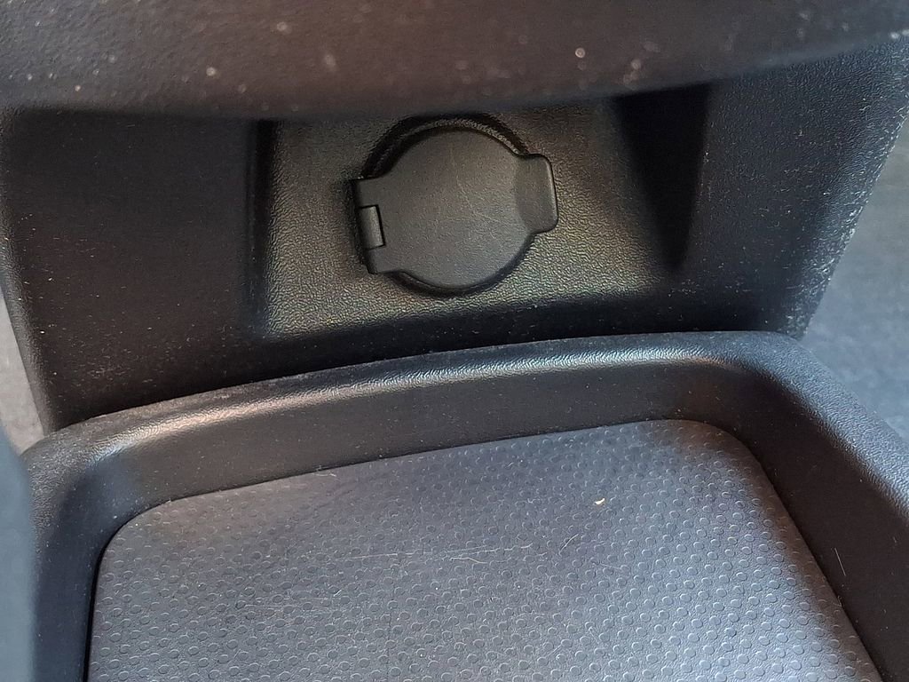Used 2012 Nissan Sentra 2.0 SR FWD image 22