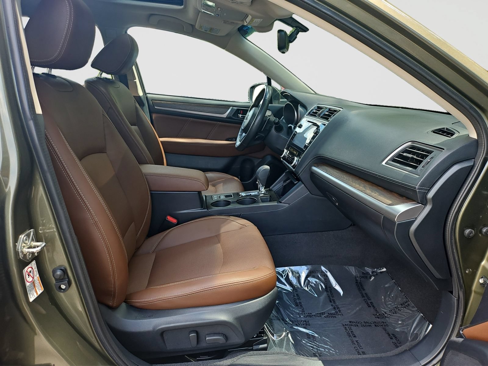 Used 2019 Subaru Outback 3.6R Touring AWD/4WD image 15