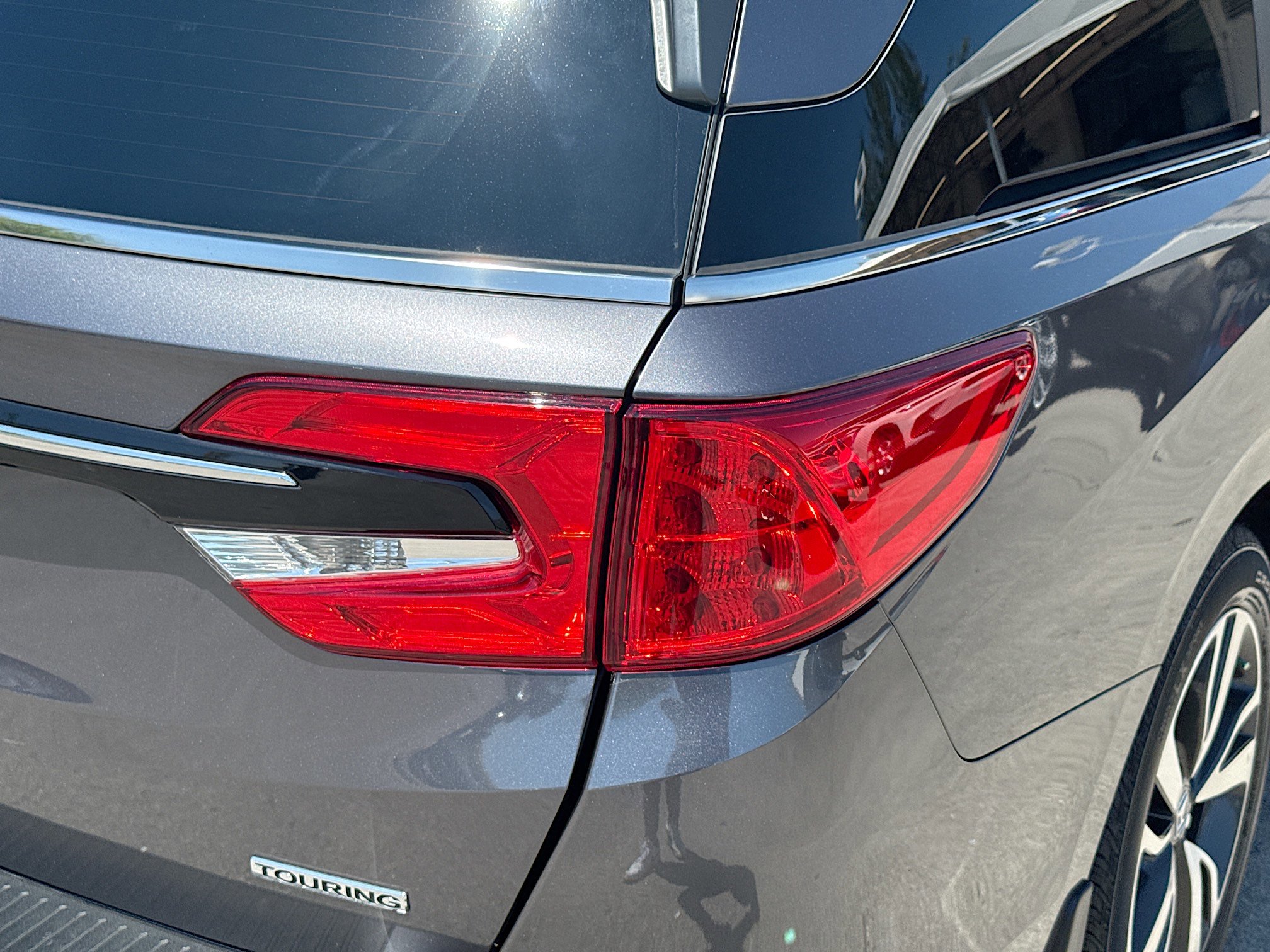 Certified 2024 Honda Odyssey Touring image 27