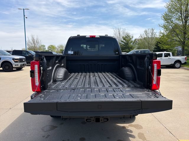 New 2026 Ford F250 Lariat w/ Black Appearance Package AWD/4WD image 8