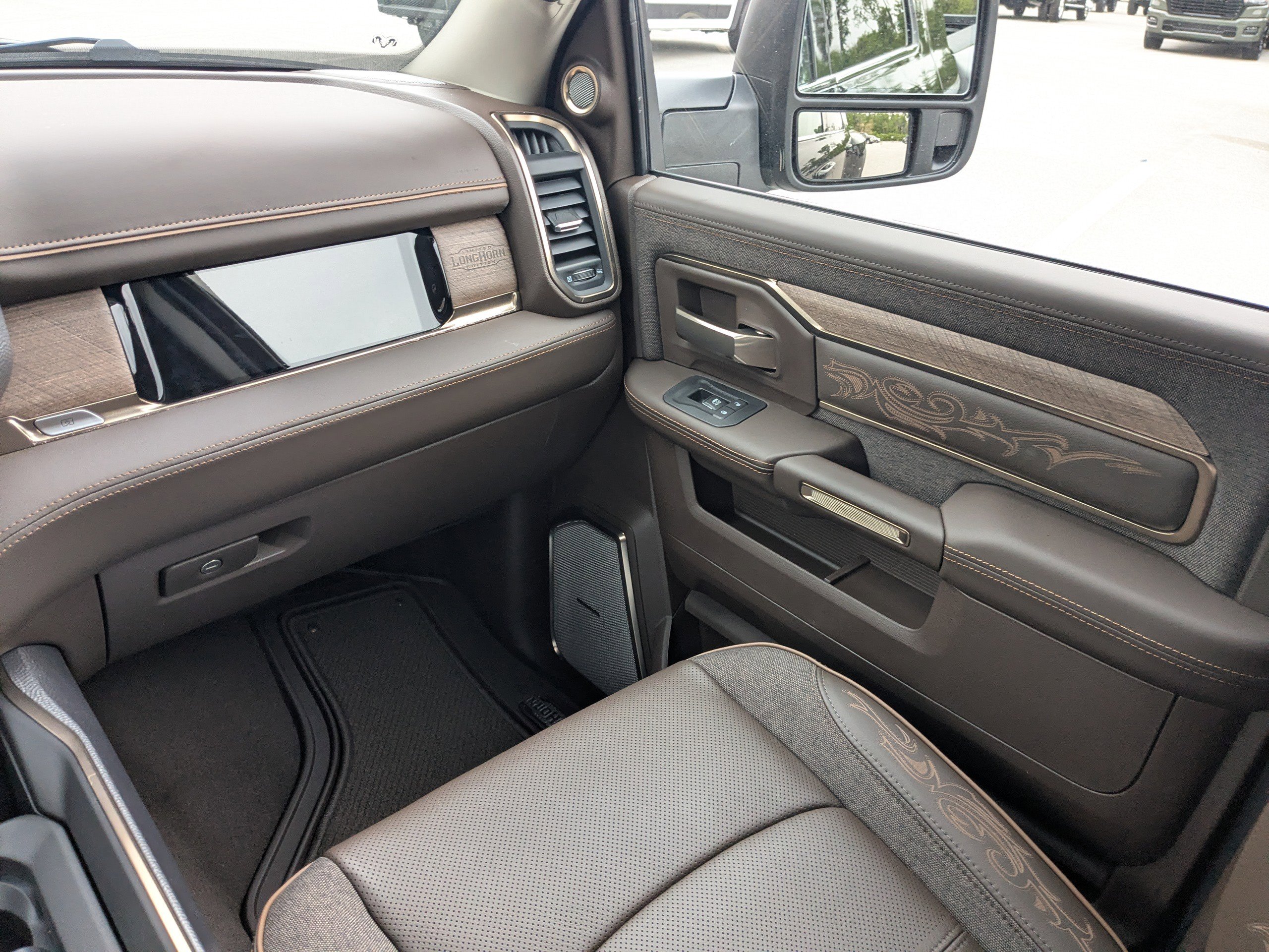 New 2026 RAM 3500 Longhorn image 16