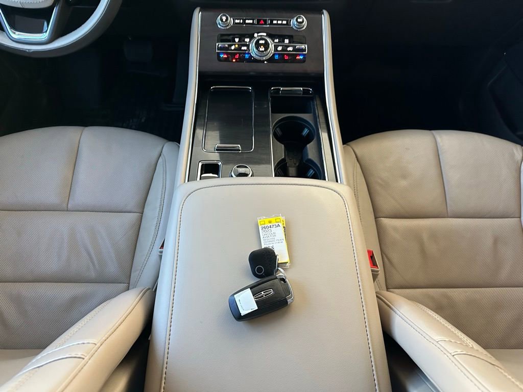 Used 2023 Lincoln Aviator Reserve w/ Elements Package Plus image 23