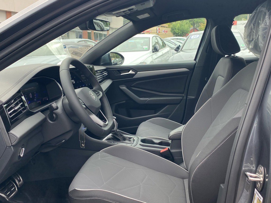 New 2026 Volkswagen Jetta Sport image 9