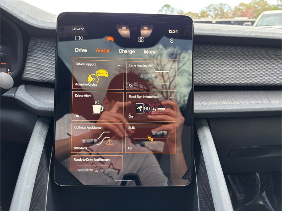 Used 2021 Polestar Polestar 2 image 35