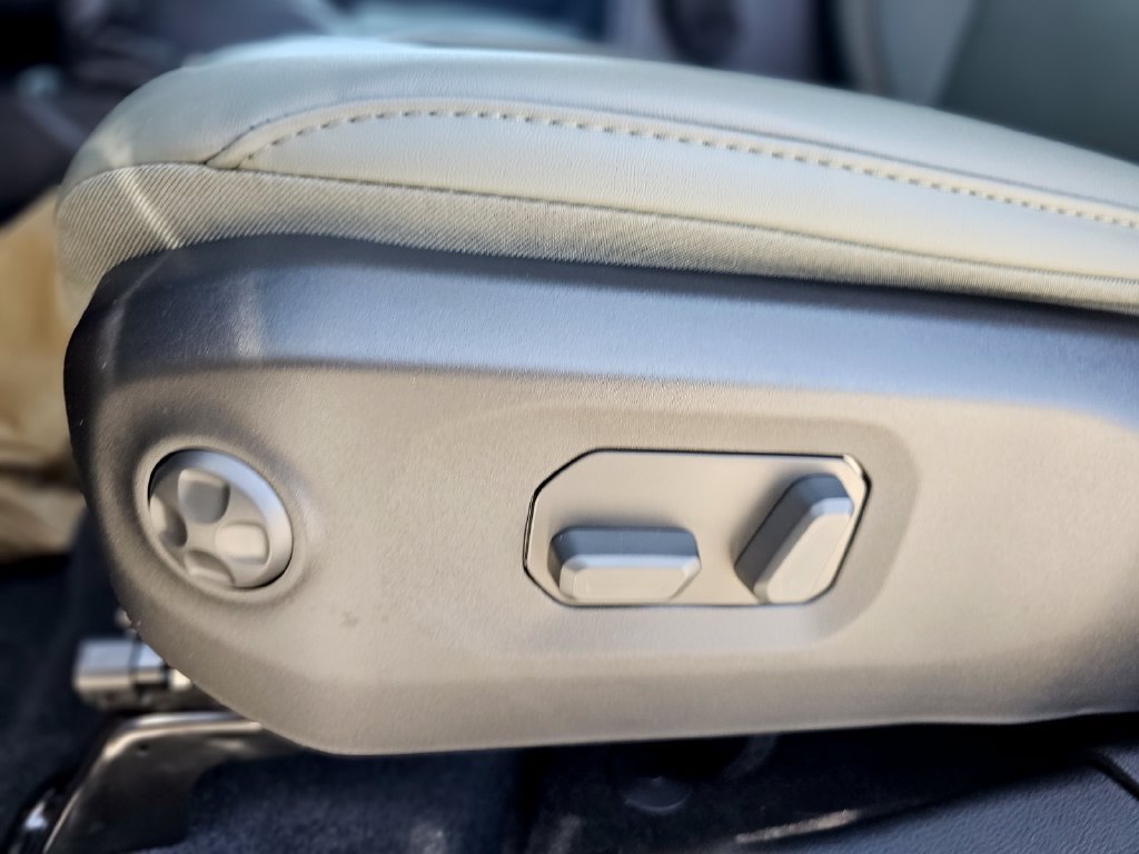 New 2026 Jeep Gladiator Mojave AWD/4WD image 21