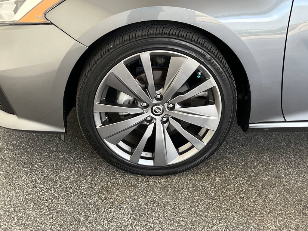 Used 2021 Nissan Altima 2.5 SR FWD image 27