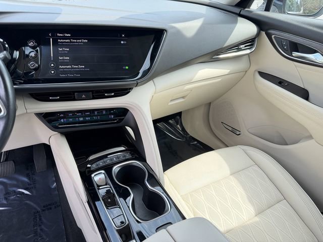 Used 2022 Buick Envision Avenir w/ Technology Package II image 19