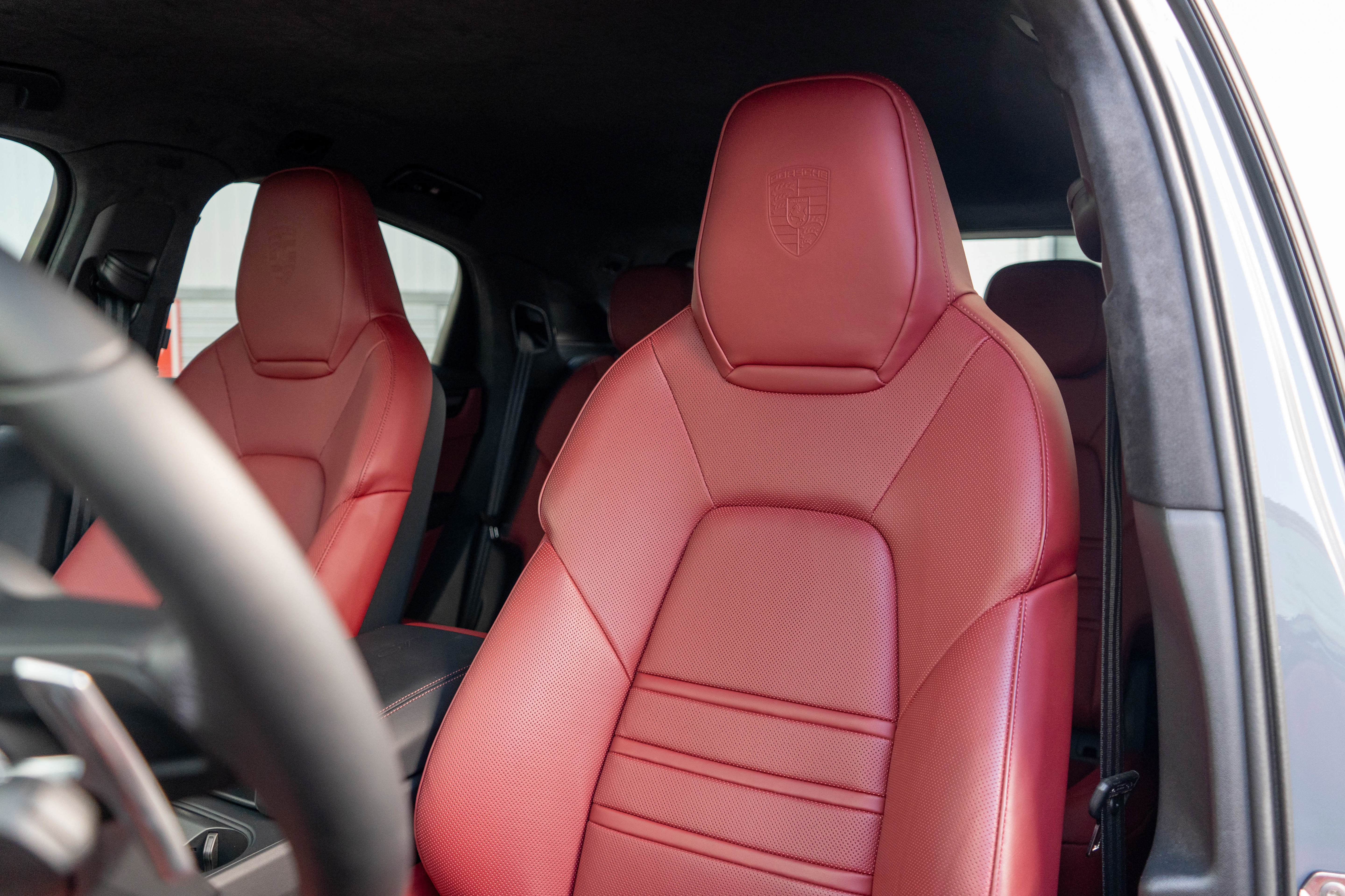 Used 2023 Porsche Cayenne Turbo GT AWD/4WD image 9