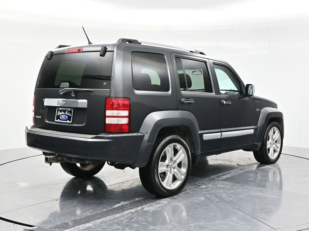 Used 2011 Jeep Liberty Sport image 5