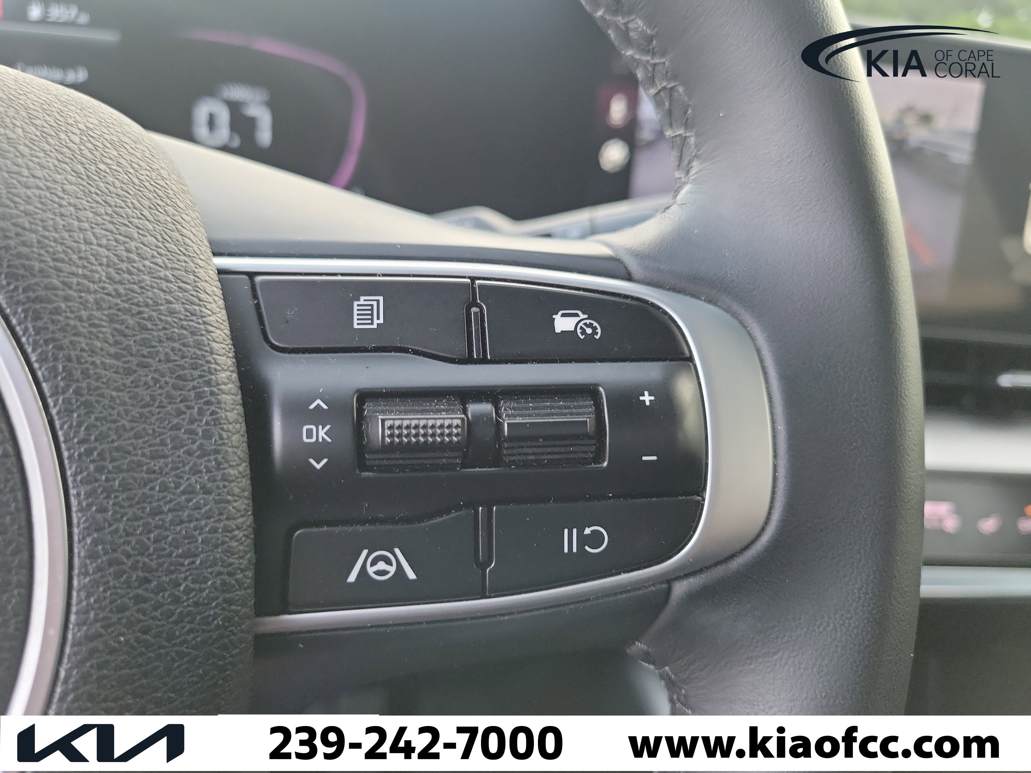 Certified 2024 Kia Sportage EX FWD image 30