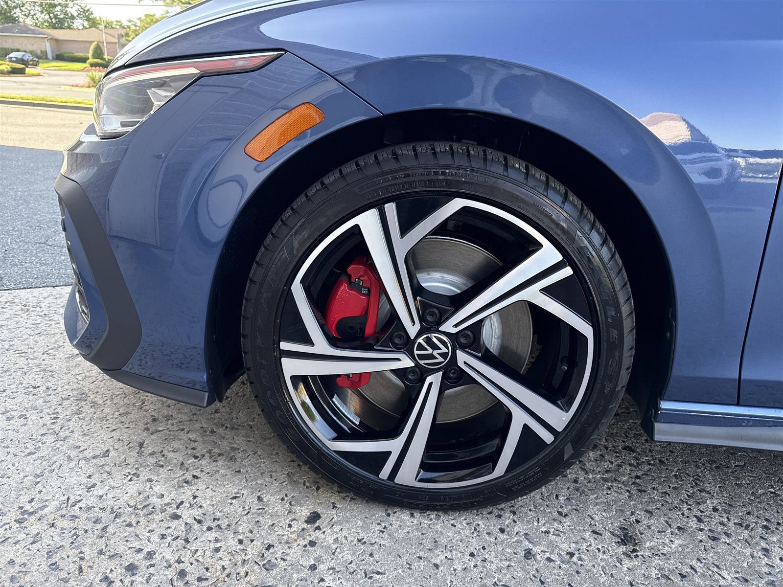 New 2025 Volkswagen GTI SE image 10