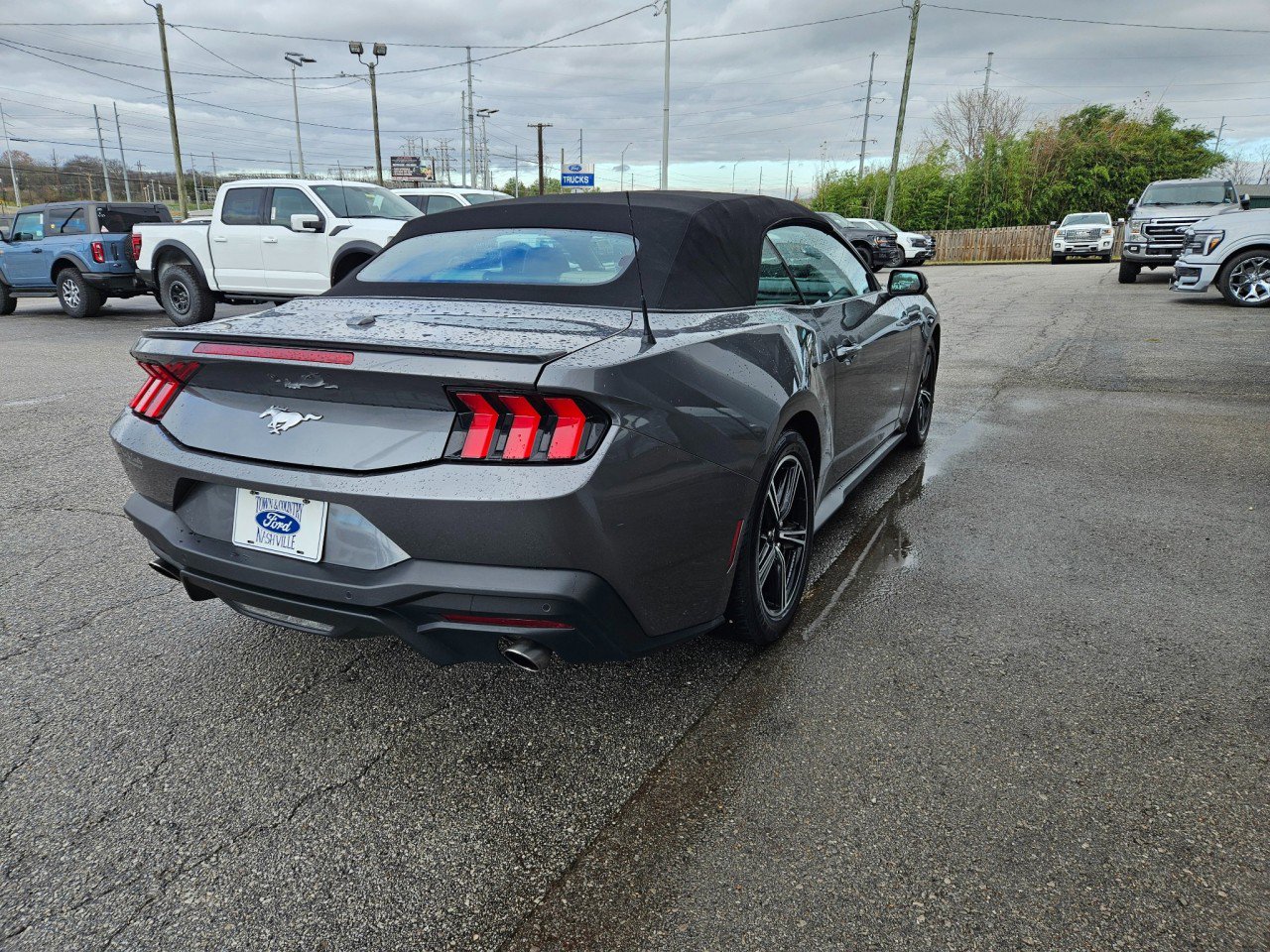 Used 2024 Ford Mustang Premium image 6