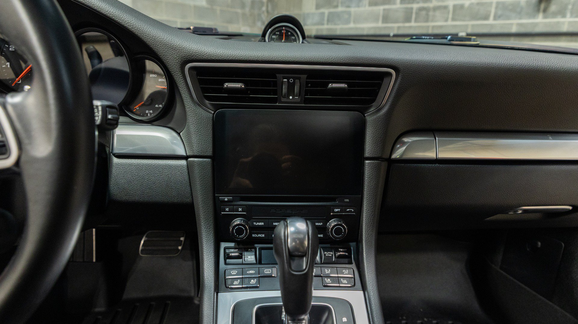 Used 2018 Porsche 911 Carrera RWD image 43