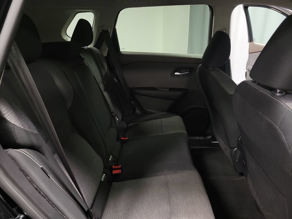 Used 2023 Nissan Rogue SV AWD/4WD image 32