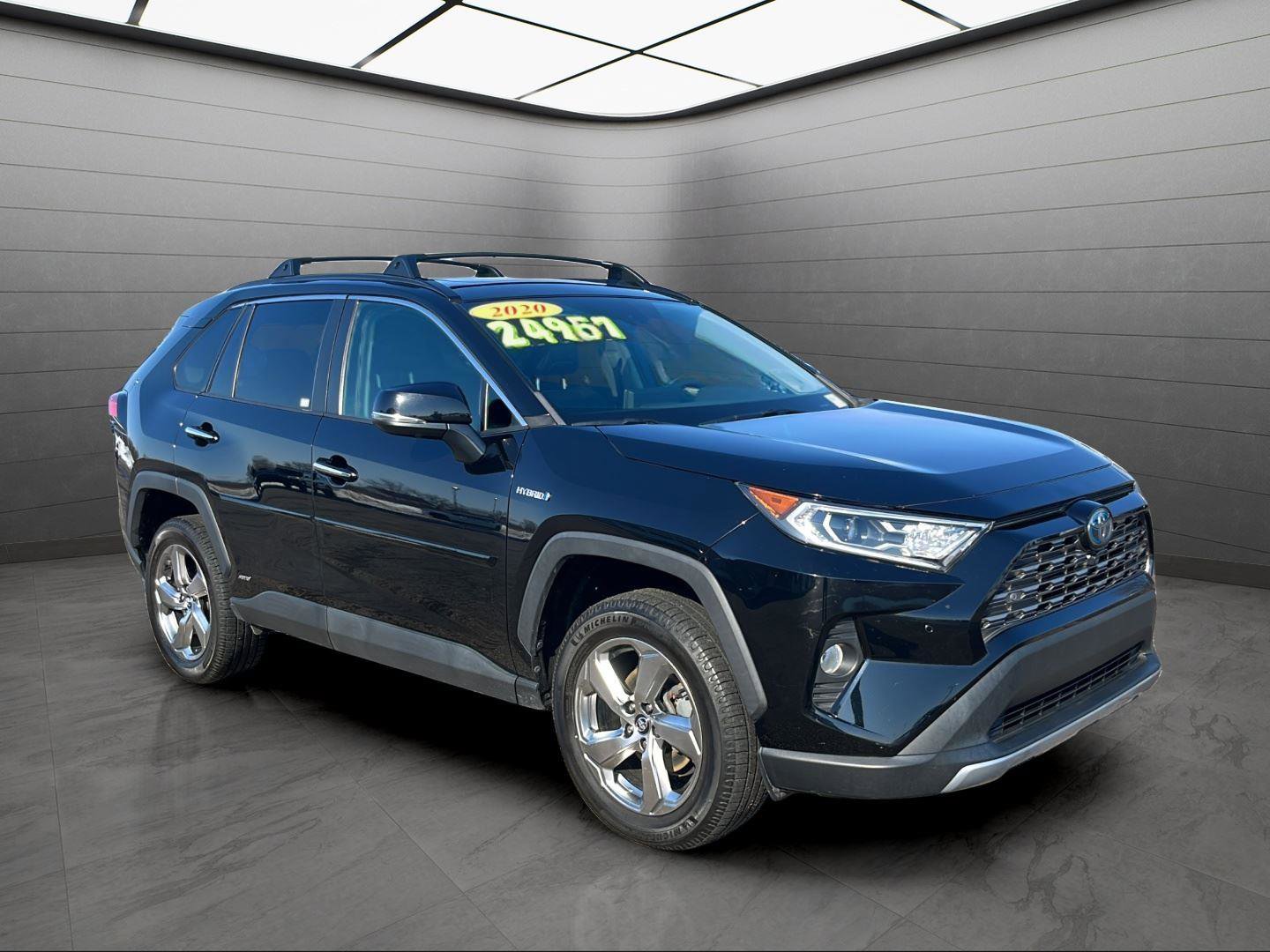 Used 2020 Toyota RAV4 Limited image 25