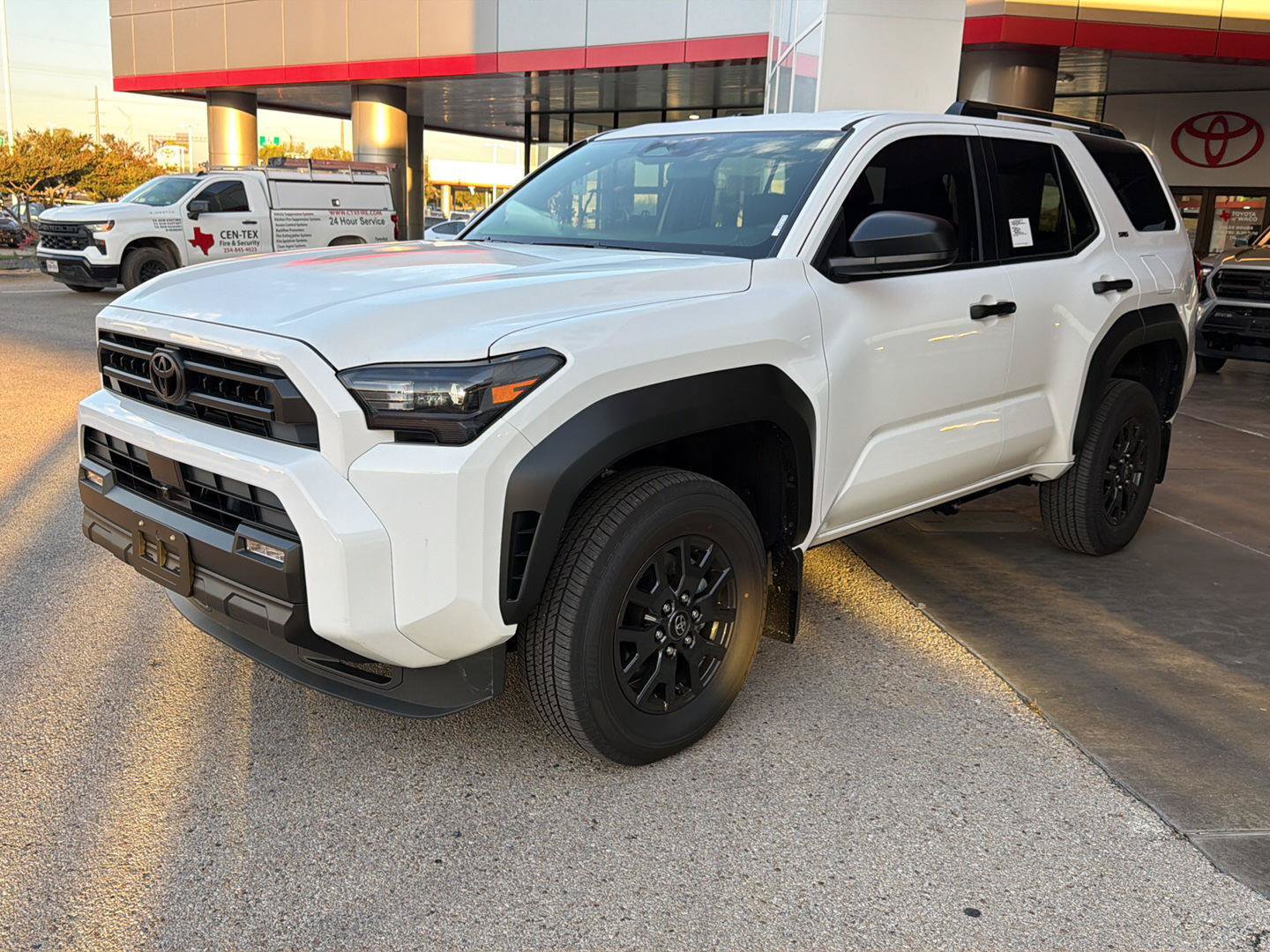 New 2026 Toyota 4Runner SR5 AWD/4WD image 3