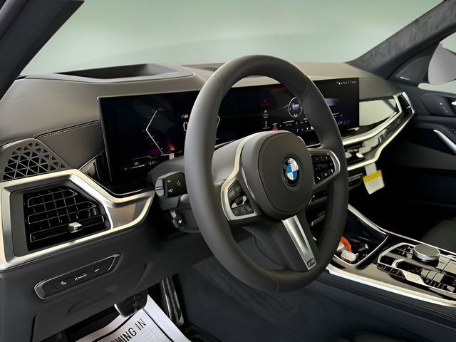 Used 2026 BMW X7 xDrive40i w/ M Sport Package image 18