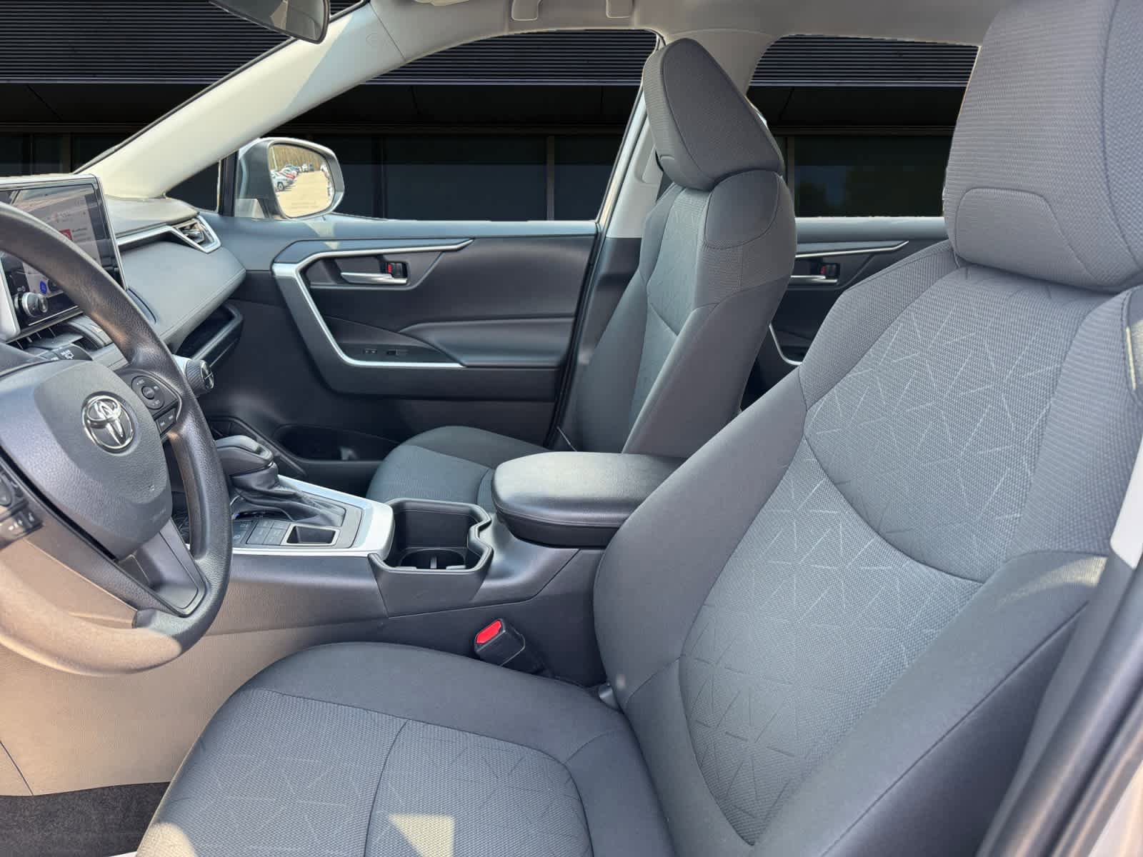 Used 2024 Toyota RAV4 XLE image 3