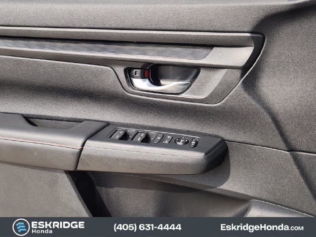 Certified 2025 Honda CR-V Sport image 24