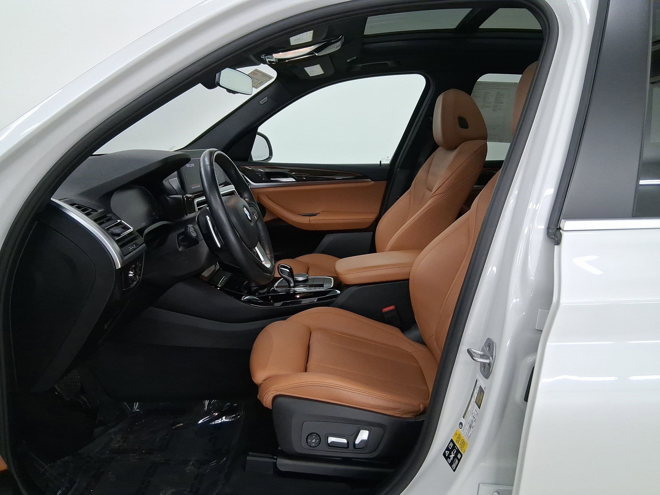 Used 2022 BMW X3 xDrive30i w/ Premium Package 2 image 5