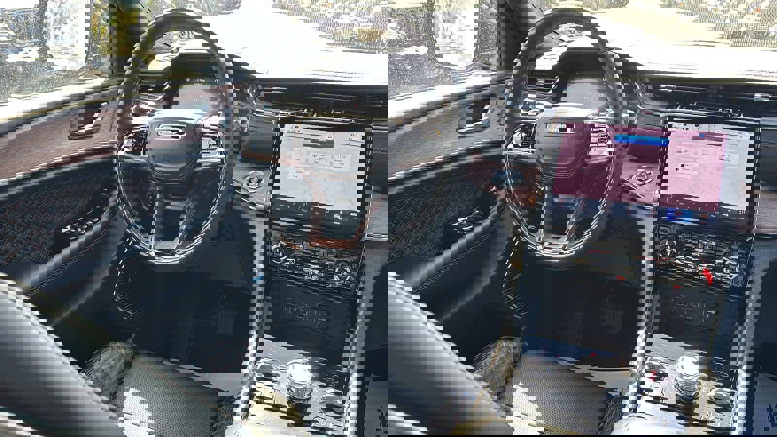 Certified 2024 Jeep Grand Cherokee Summit w/ Adv Protech Group IV image 18