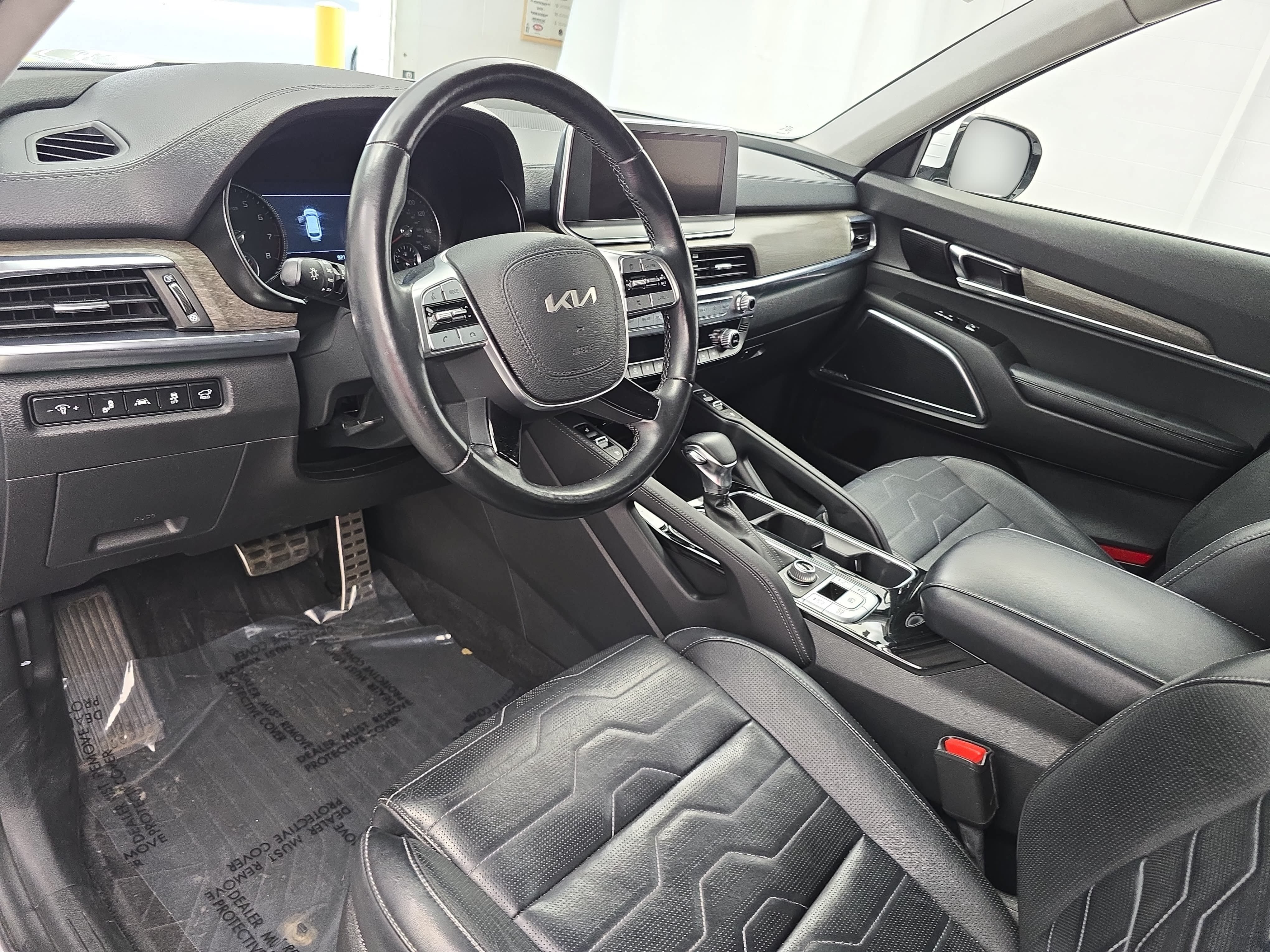 Used 2022 Kia Telluride SX w/ SX Prestige Package AWD/4WD image 17