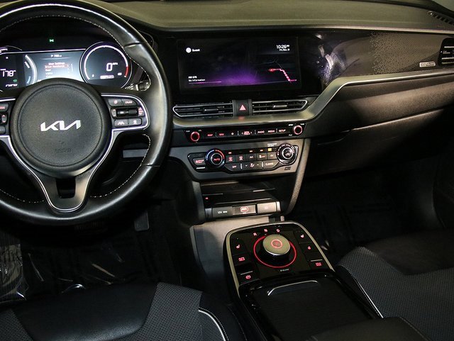 Used 2022 Kia Niro EX w/ Cold Weather Package image 15