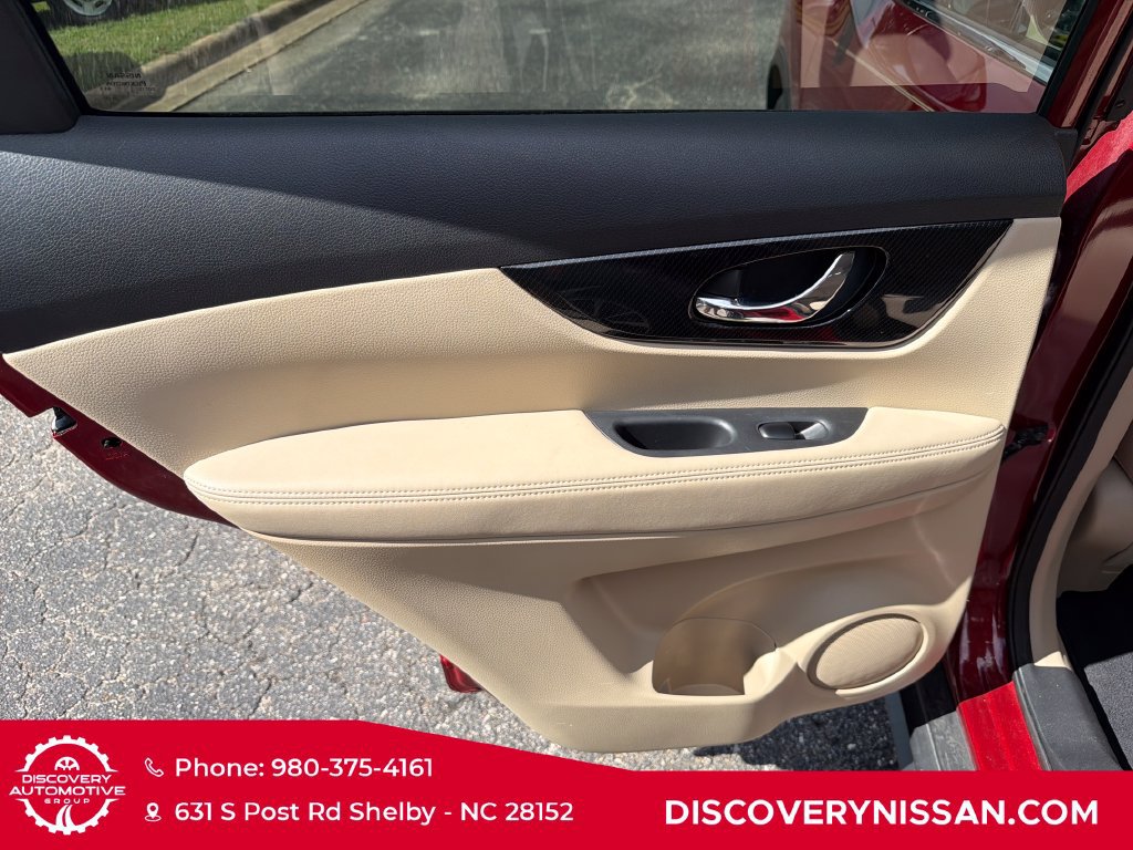 Certified 2019 Nissan Rogue SL FWD image 32