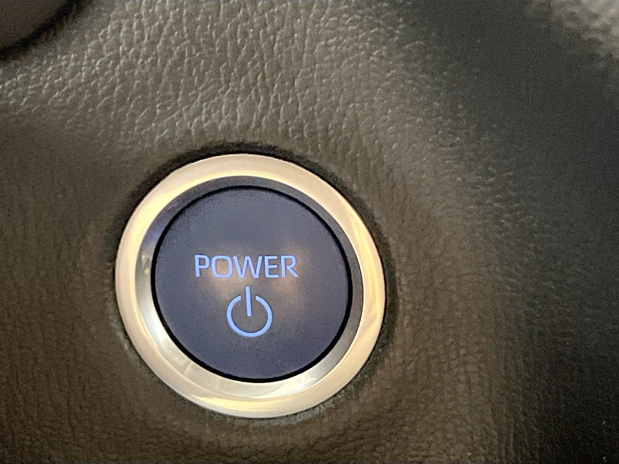 Used 2024 Toyota Tundra Limited AWD/4WD image 24