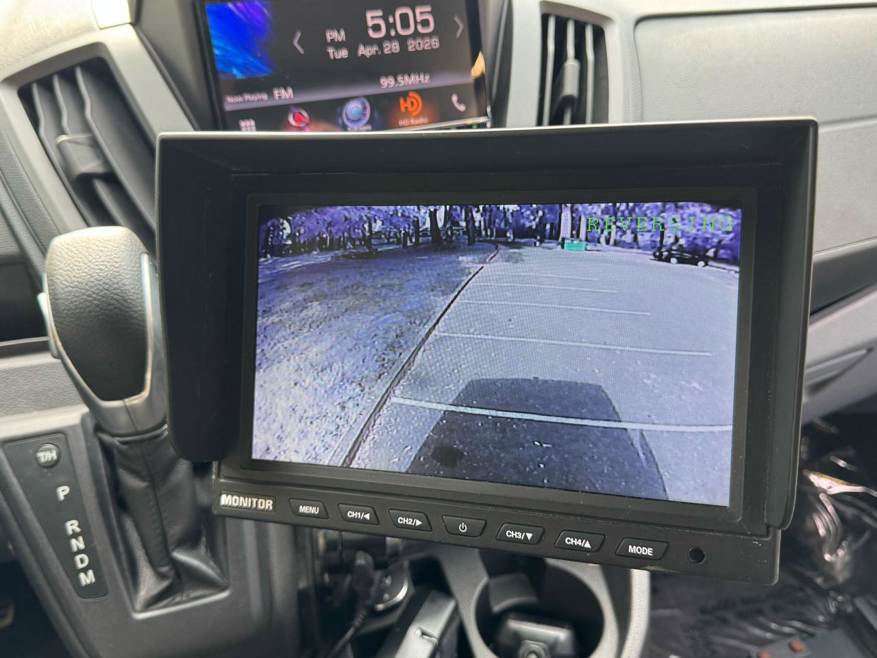 Used 2015 Ford Transit 350 XLT RWD image 24
