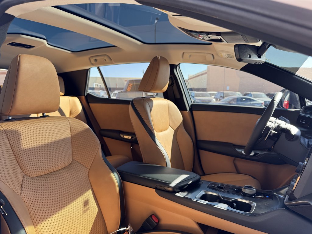 Used 2023 Lexus RZ 450e Premium w/ Technology Package image 40