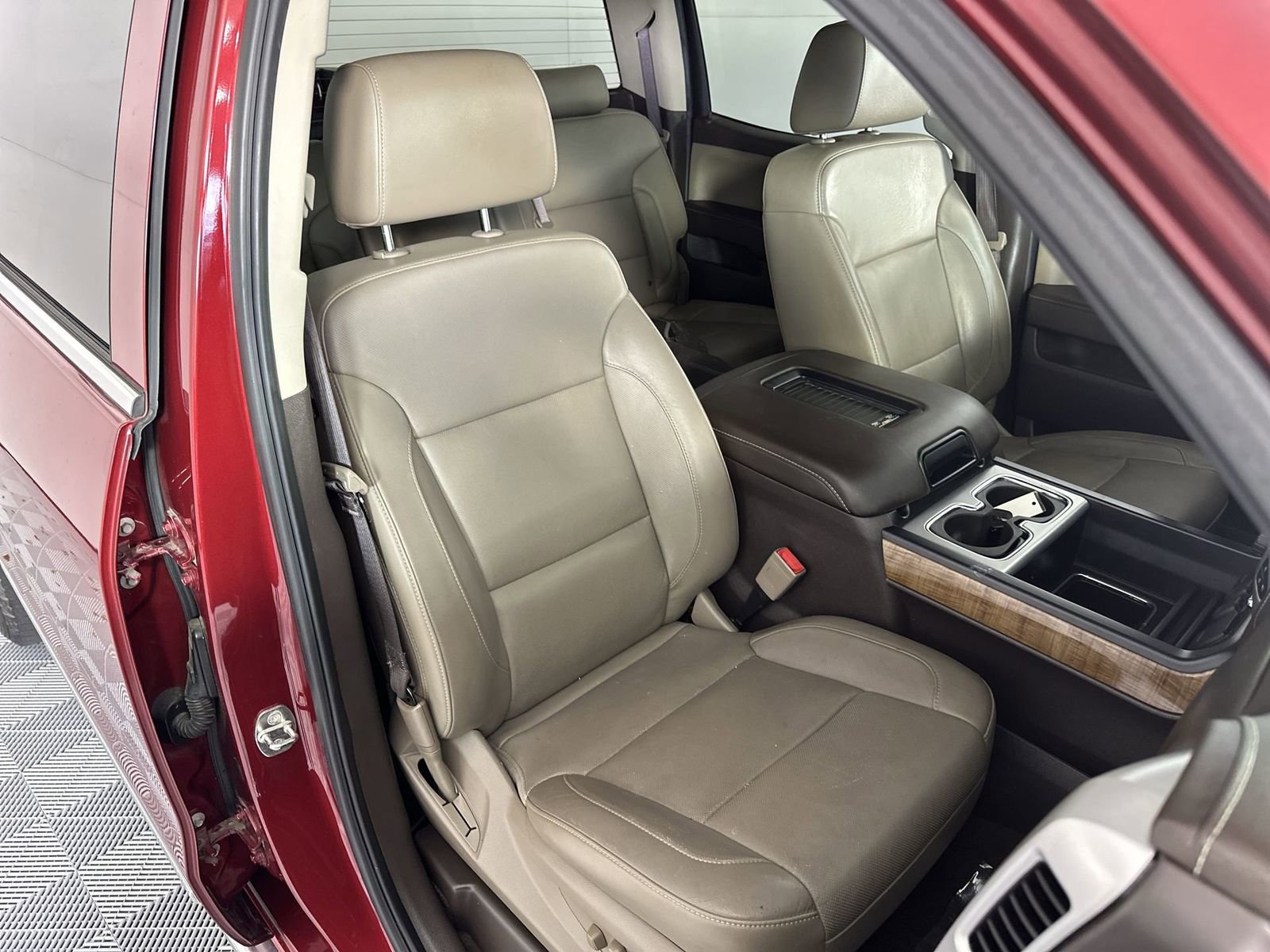 Used 2018 GMC Sierra 1500 SLT w/ SLT Premium Package image 27