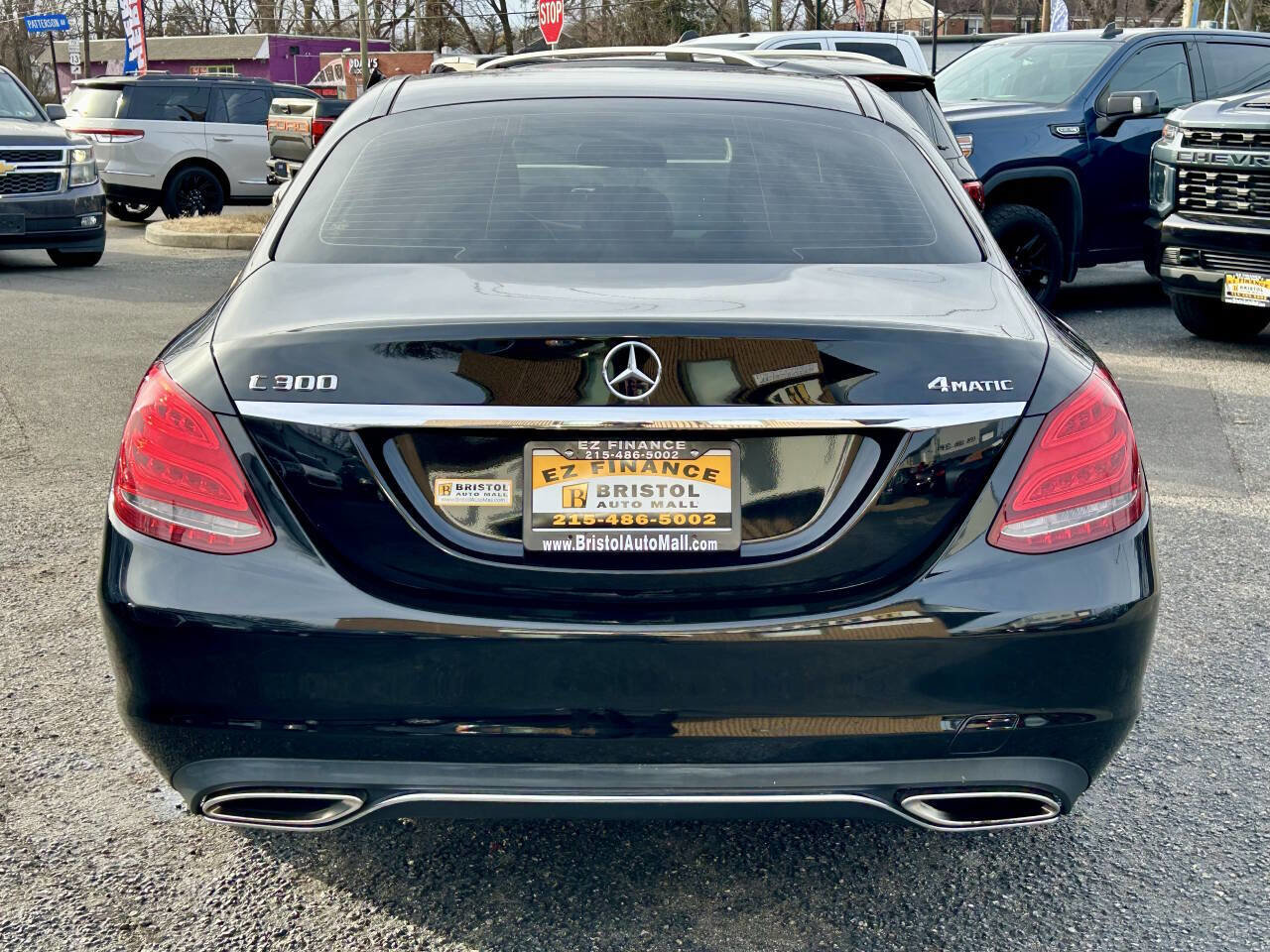 Used 2015 Mercedes-Benz C 300 4MATIC Sedan image 4