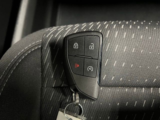 Used 2025 Chevrolet Equinox LT w/ Midnight Edition image 44