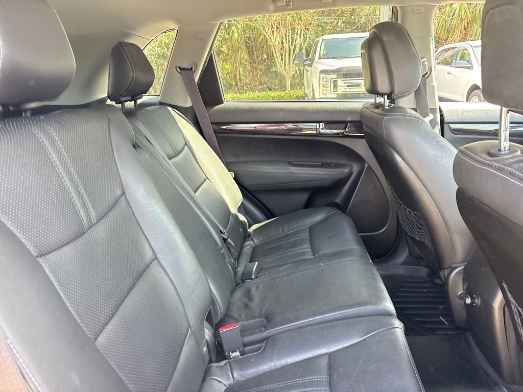 Used 2013 Kia Sorento EX image 28