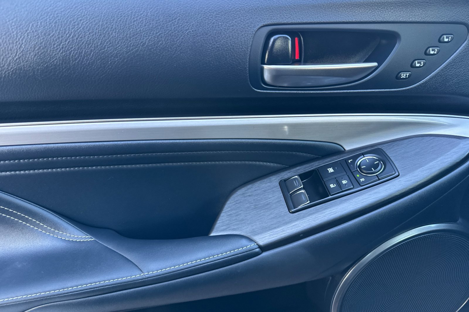 Certified 2024 Lexus RC 350 F Sport image 8