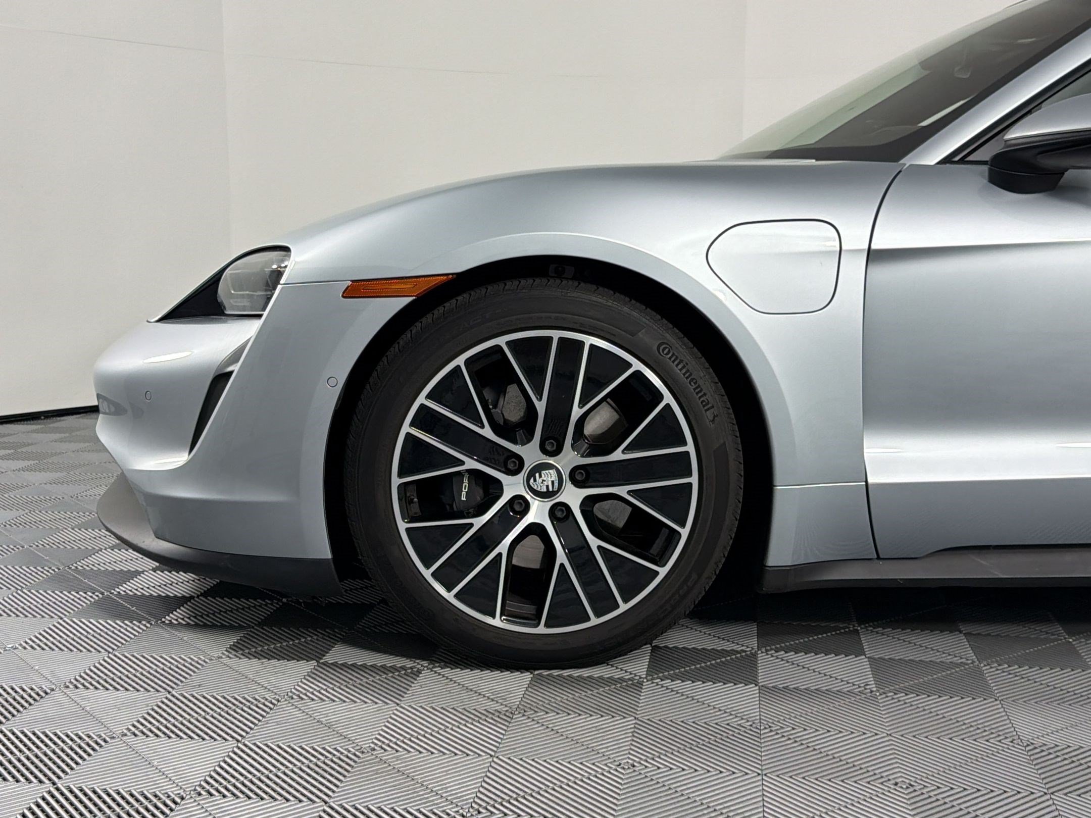 Certified 2022 Porsche Taycan RWD image 7