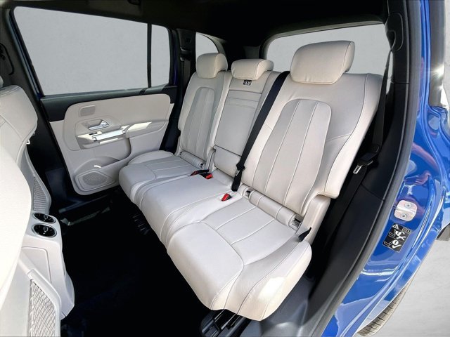 New 2026 Mercedes-Benz GLB 250 image 12