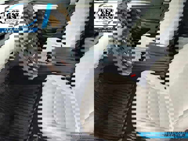 Used 2023 Tesla Model 3 Standard Range image 13