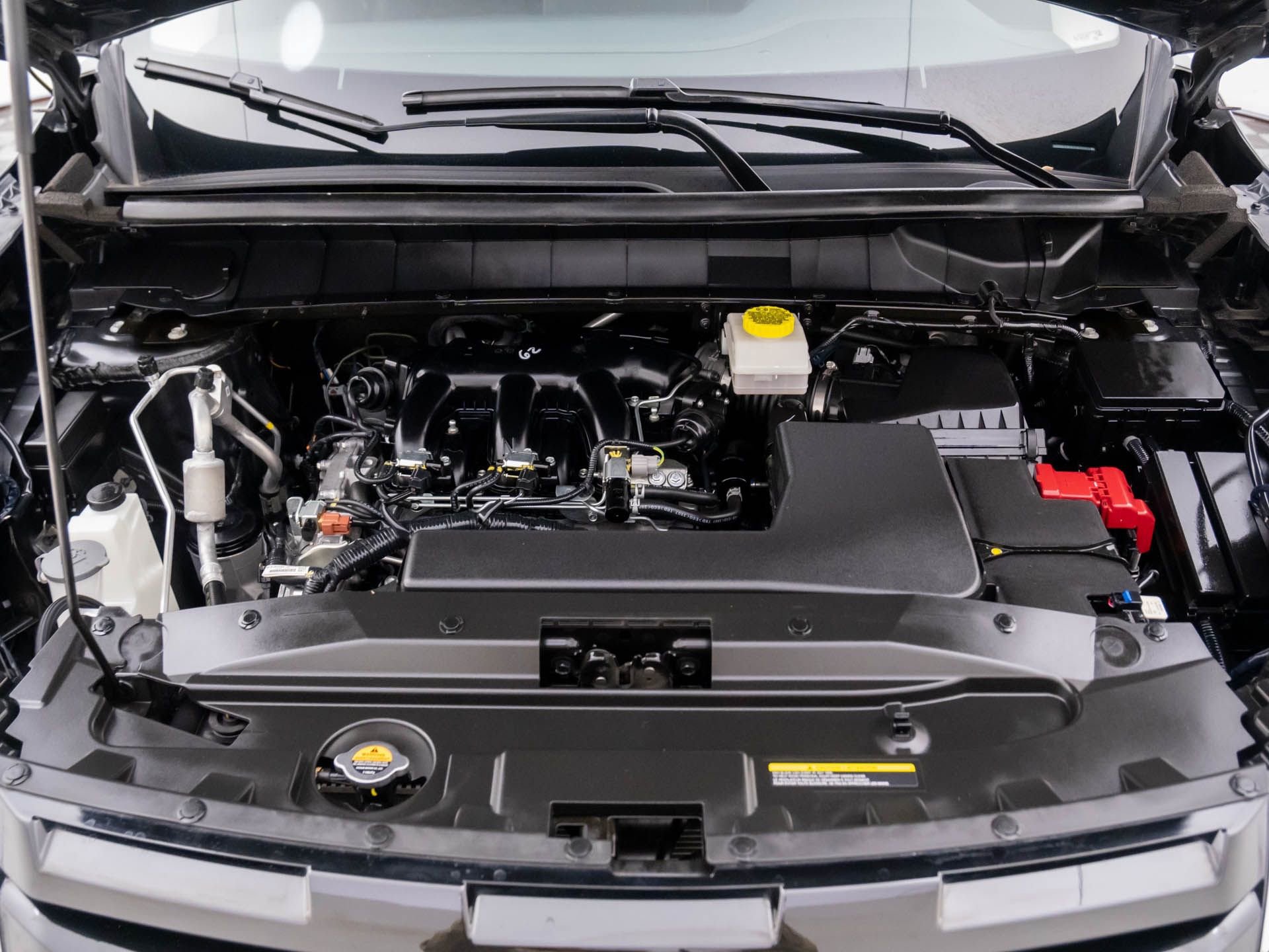 Used 2024 Nissan Pathfinder S image 29