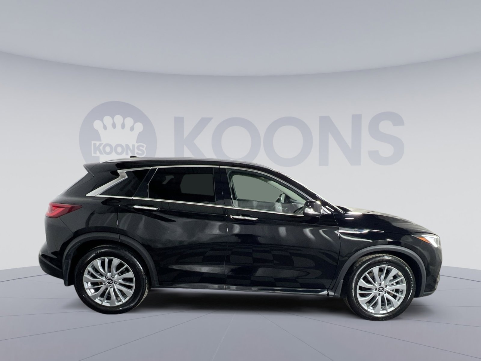 Used 2023 INFINITI QX50 Luxe image 8