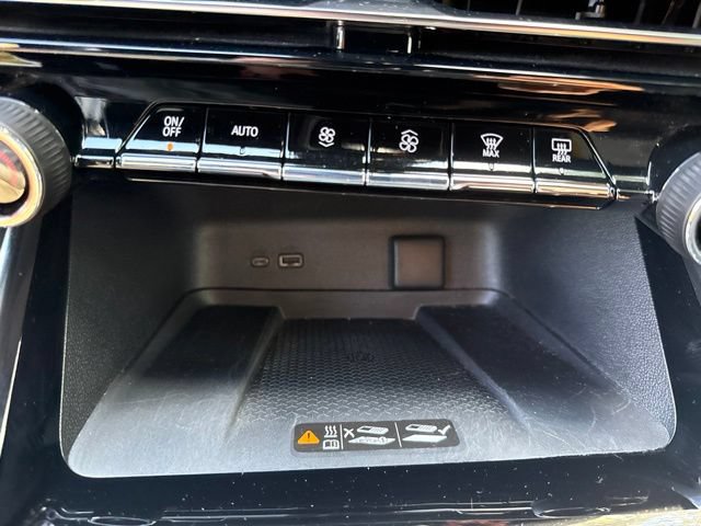 Used 2026 Chevrolet Traverse RS FWD image 20