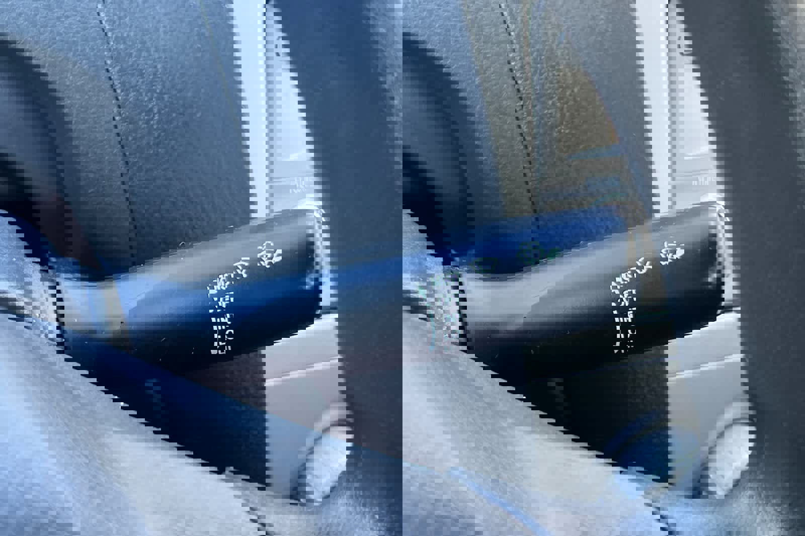 Used 2012 Toyota Yaris Sedan image 24