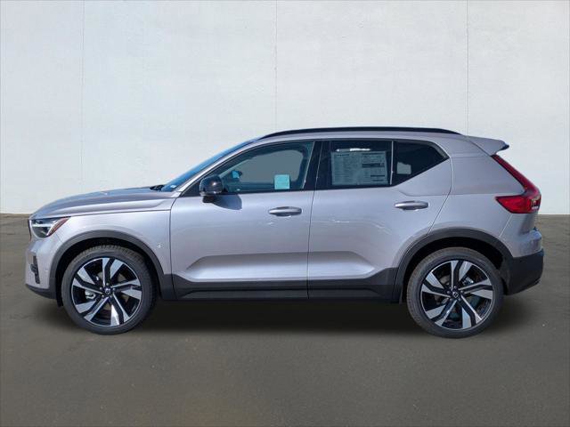 New 2026 Volvo XC40 B5 Plus w/ Protection Package Premier image 3