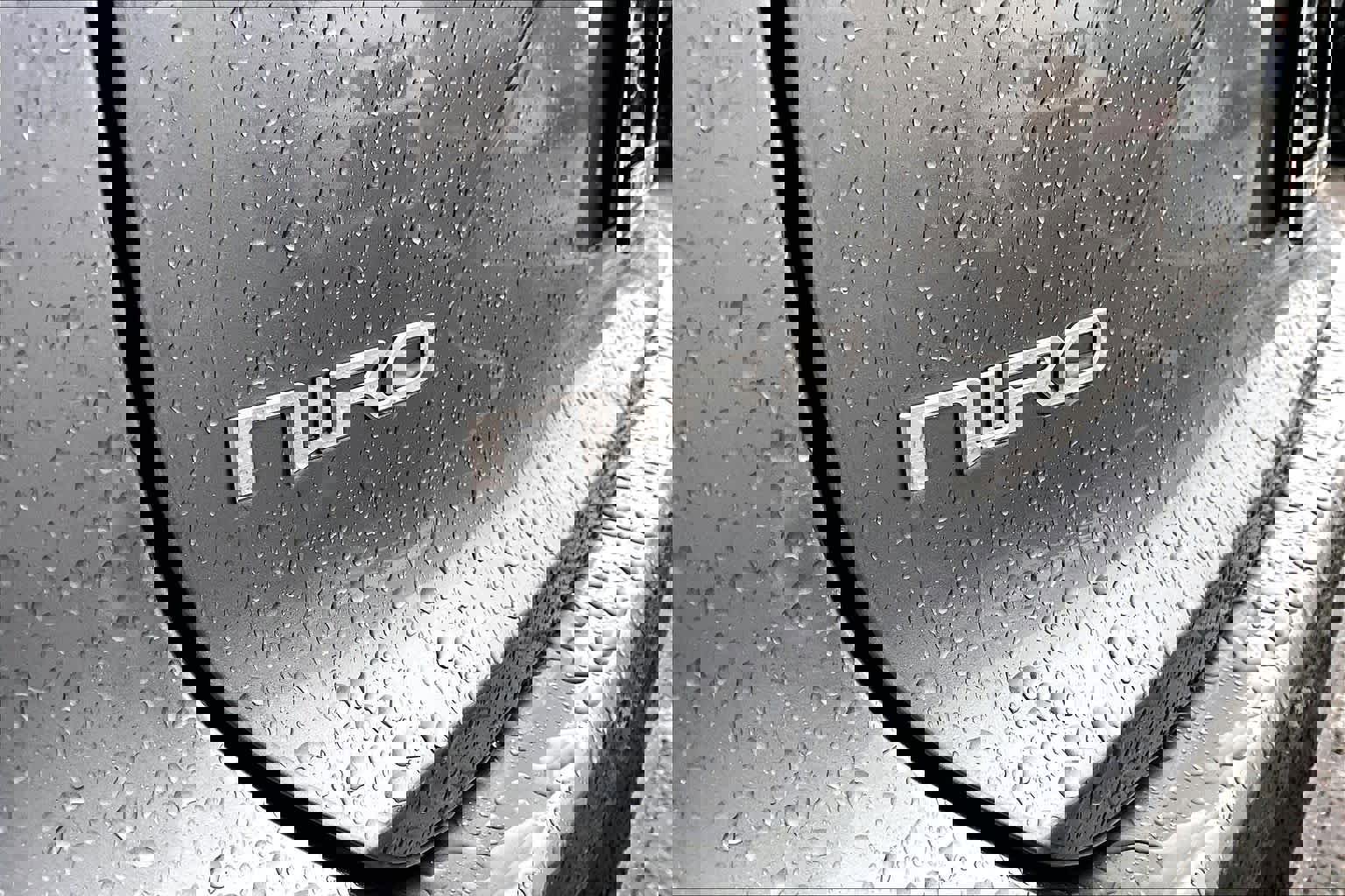 Used 2023 Kia Niro EX image 13