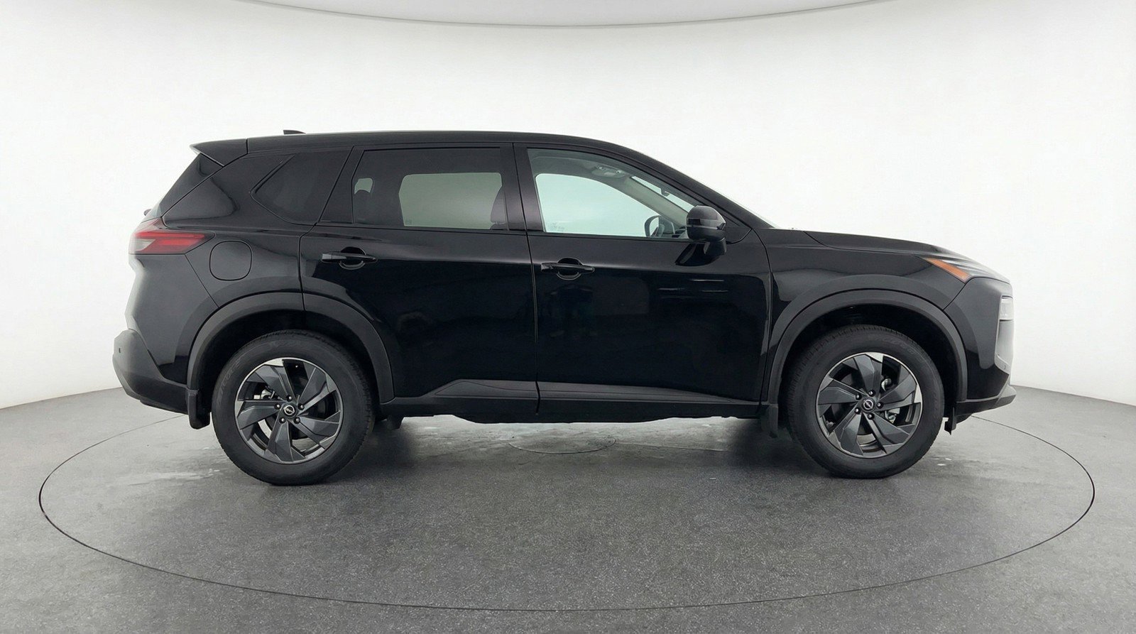 Used 2025 Nissan Rogue SV FWD image 11