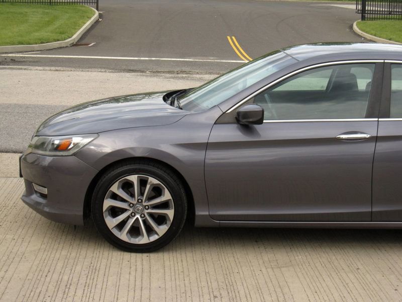 Used 2013 Honda Accord Sport image 6